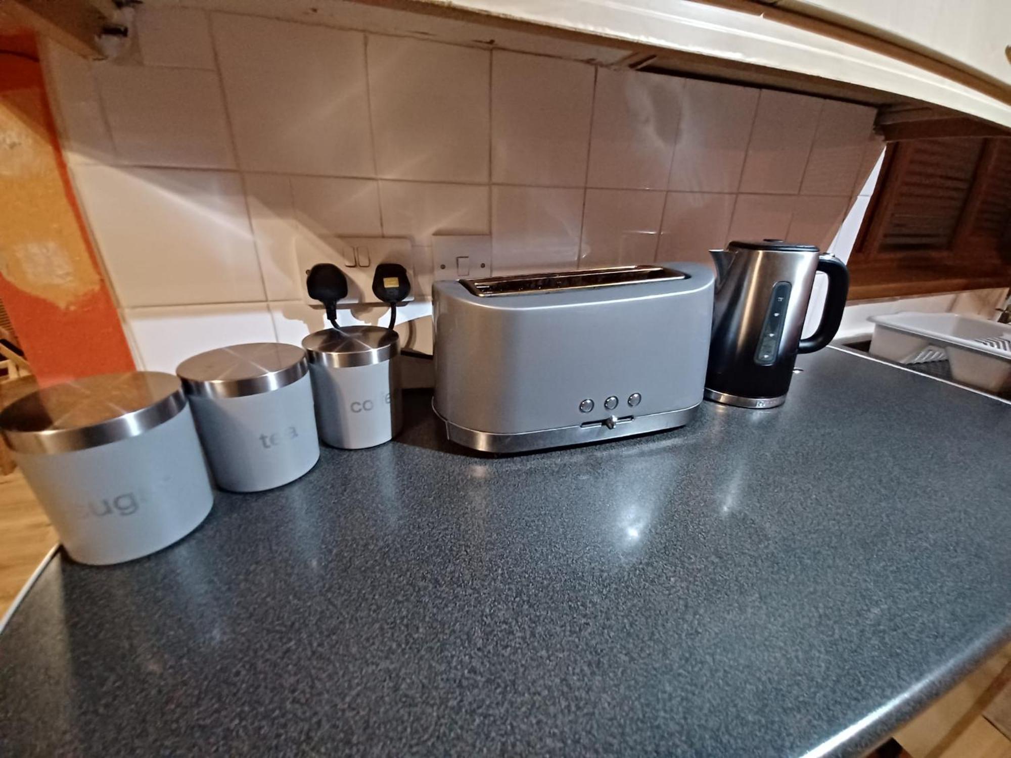 The Rushdon Apartment Grays Екстериор снимка