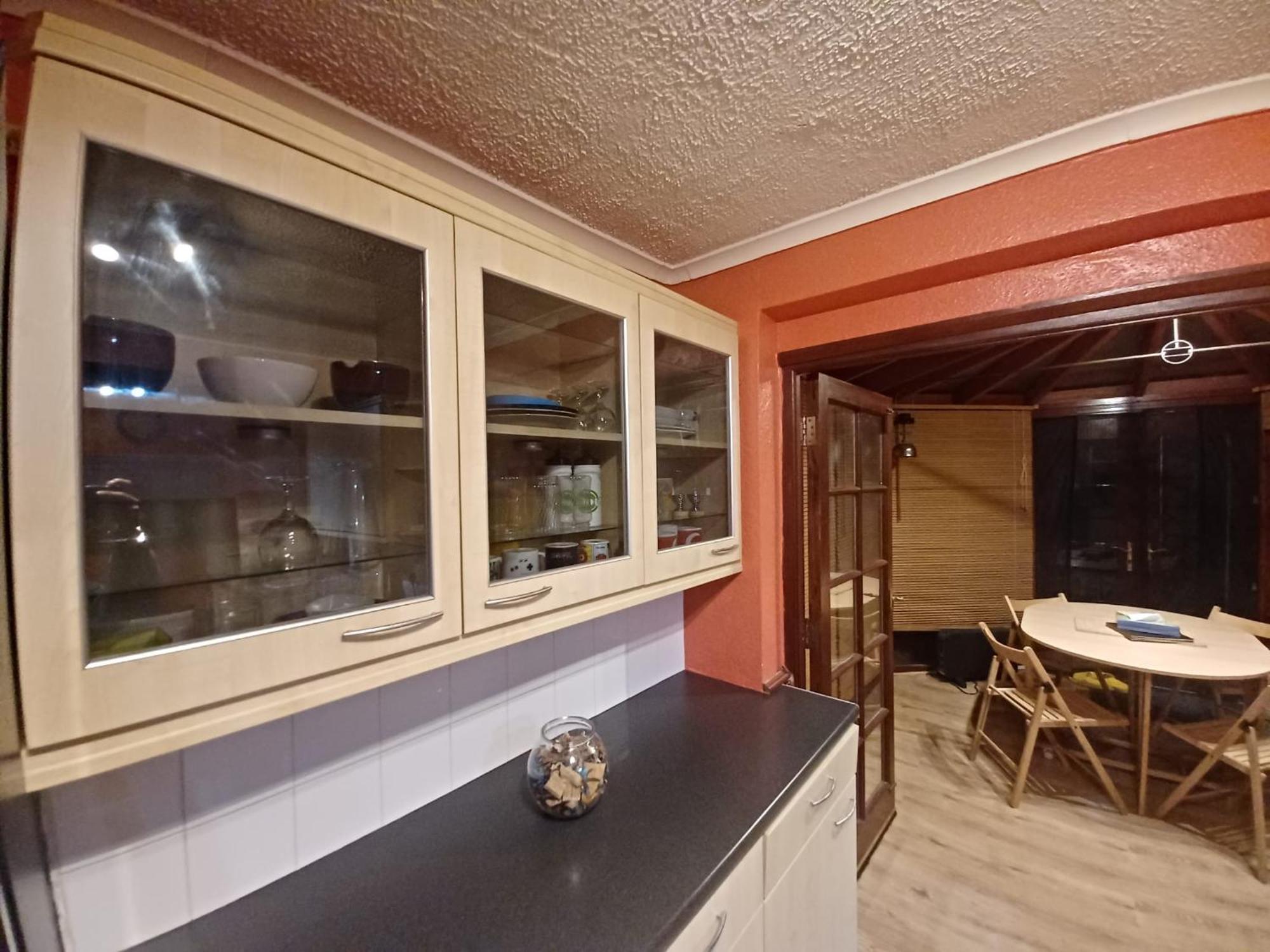 The Rushdon Apartment Grays Екстериор снимка