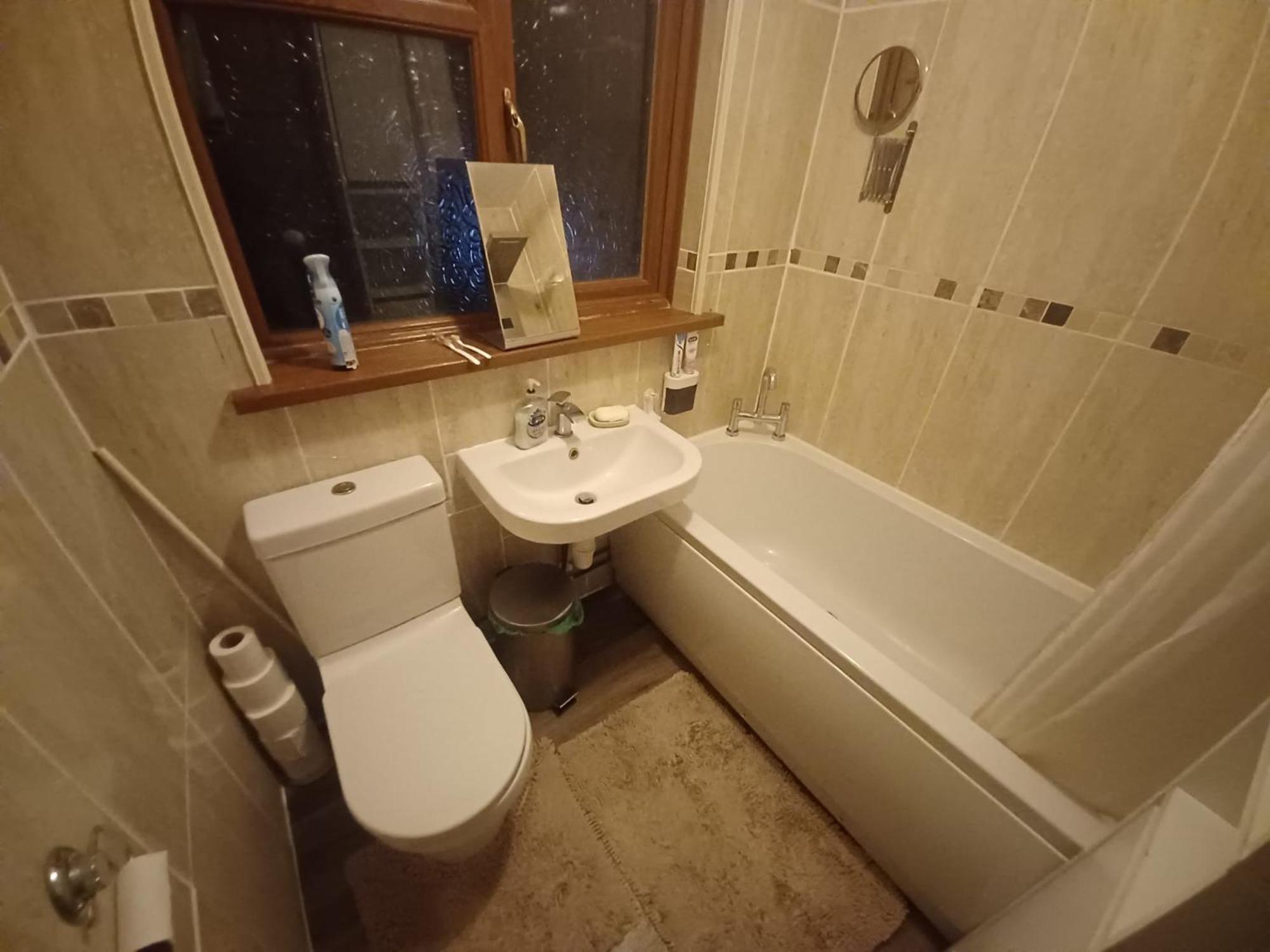 The Rushdon Apartment Grays Екстериор снимка
