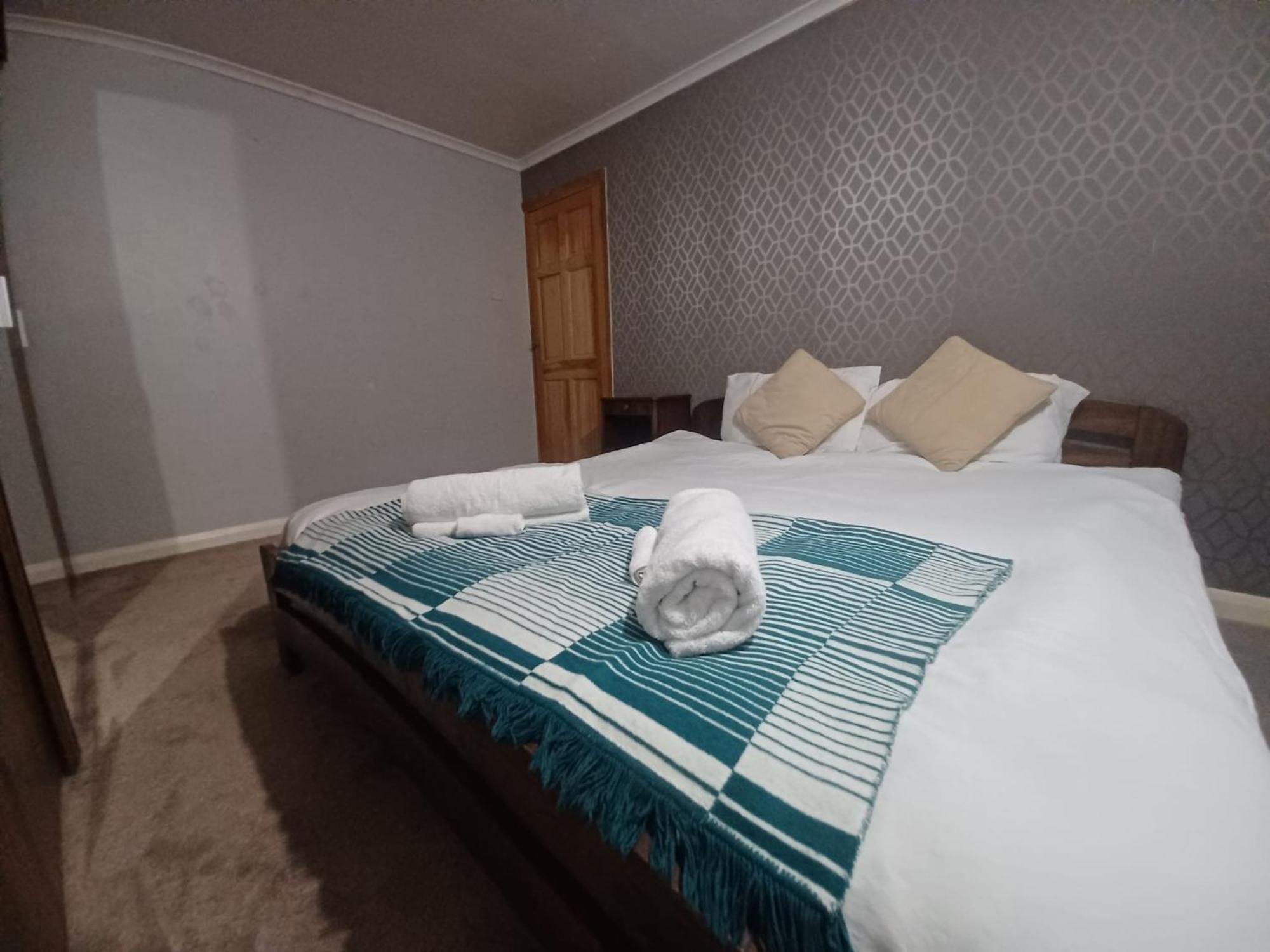 The Rushdon Apartment Grays Екстериор снимка