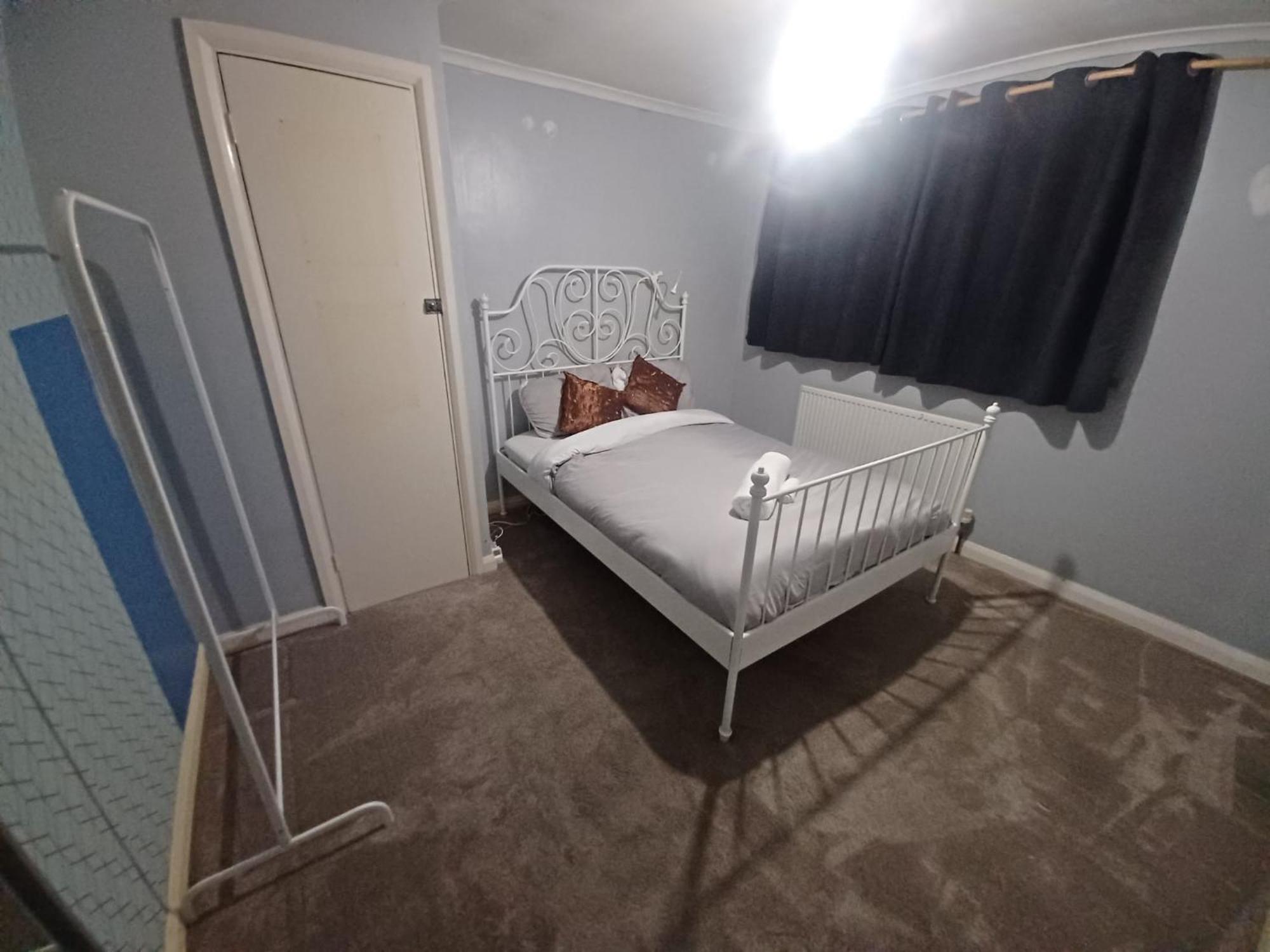 The Rushdon Apartment Grays Екстериор снимка