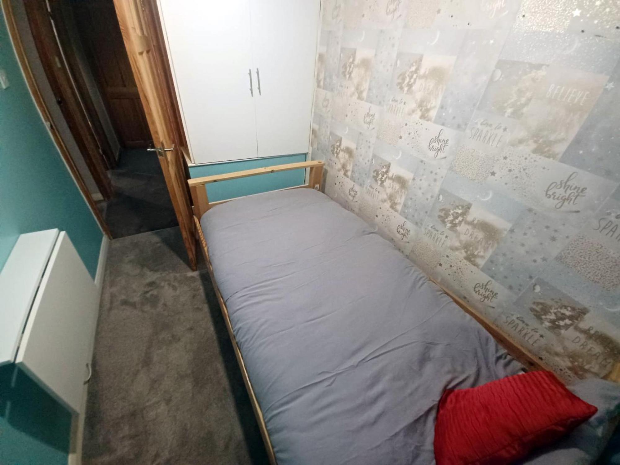 The Rushdon Apartment Grays Екстериор снимка