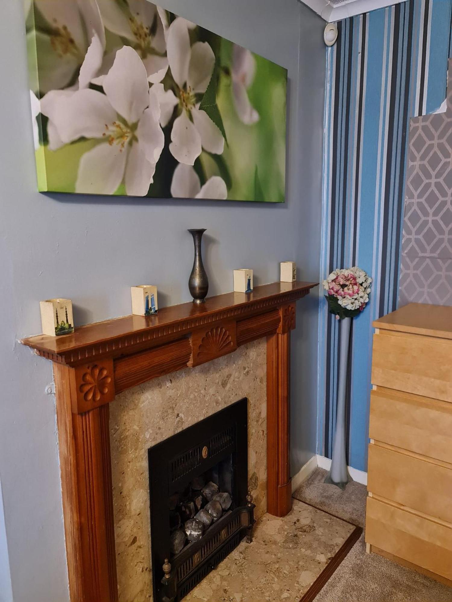 The Rushdon Apartment Grays Екстериор снимка